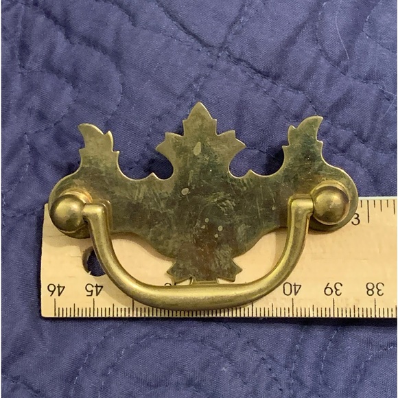 8 Vintage Solid Brass Chippendale Batwing Drawer Pulls Drop Handles EUC - Picture 3 of 7